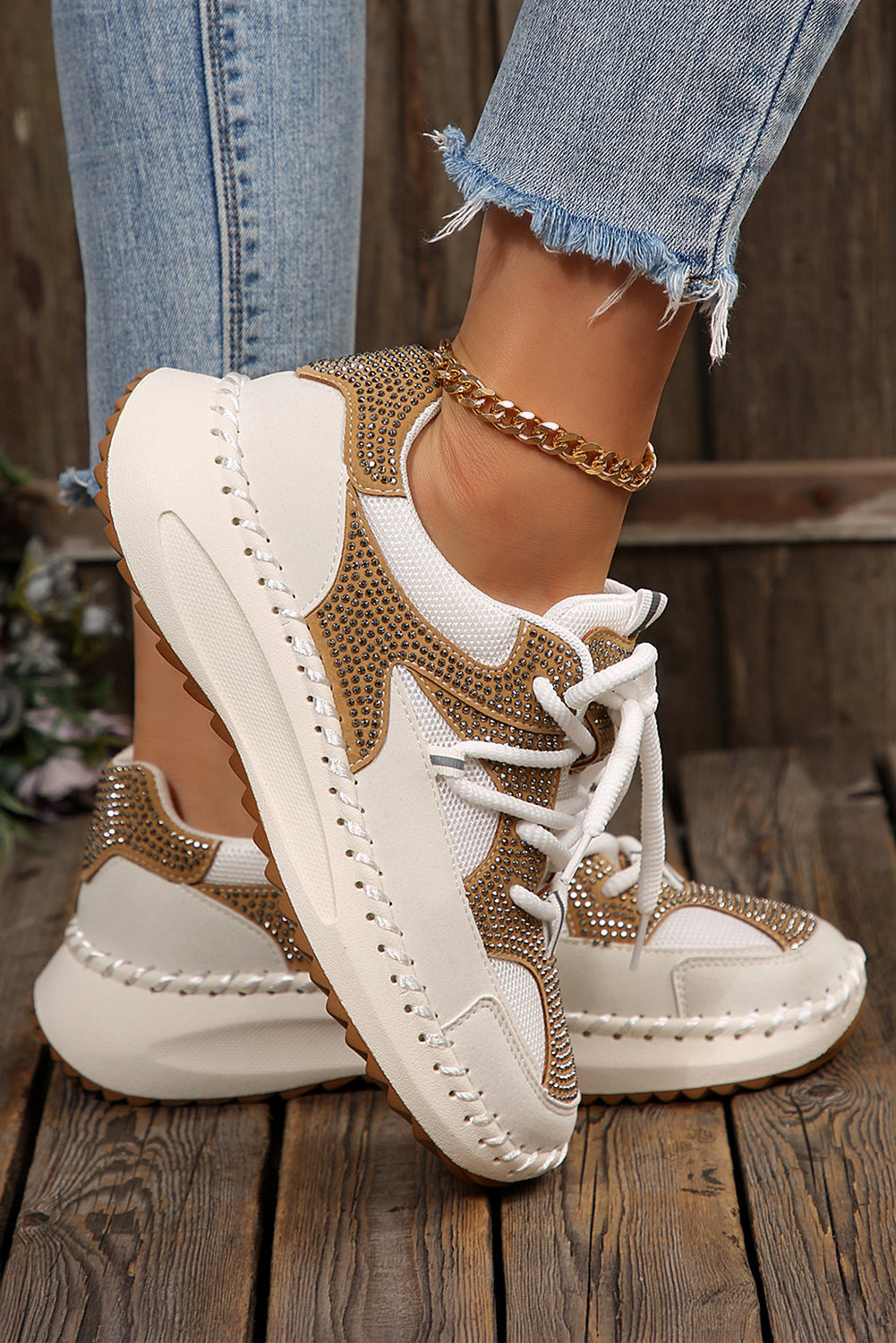 Fiery Red Rhinestone Embellished Color Block Patchwork Lace-up Breathable Sneakers