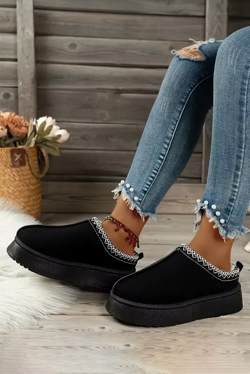 Sage Green Faux Suede Embroidered Detail Plush Lined Platform Slippers