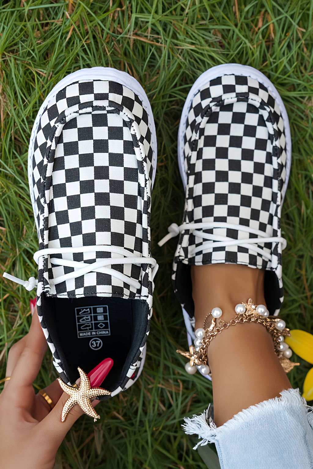Color black Checkered Print Lace-up Detail Flat Shoes